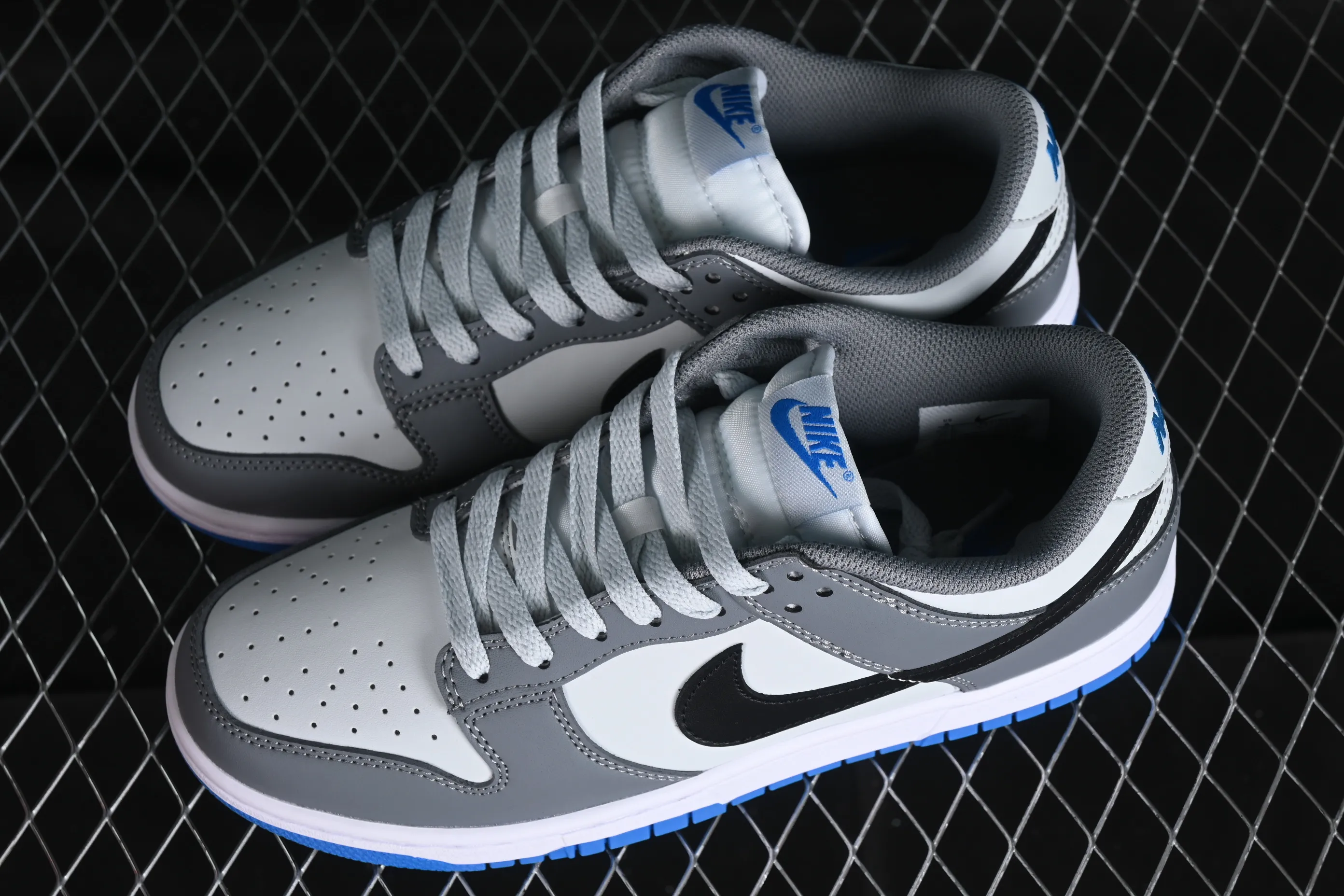 All categories Nk SB Dunk series Nk SB Dunk Low low-top sneakers Nk Dunk Low white blue gray SB low-top casual sneakers FB9109-001